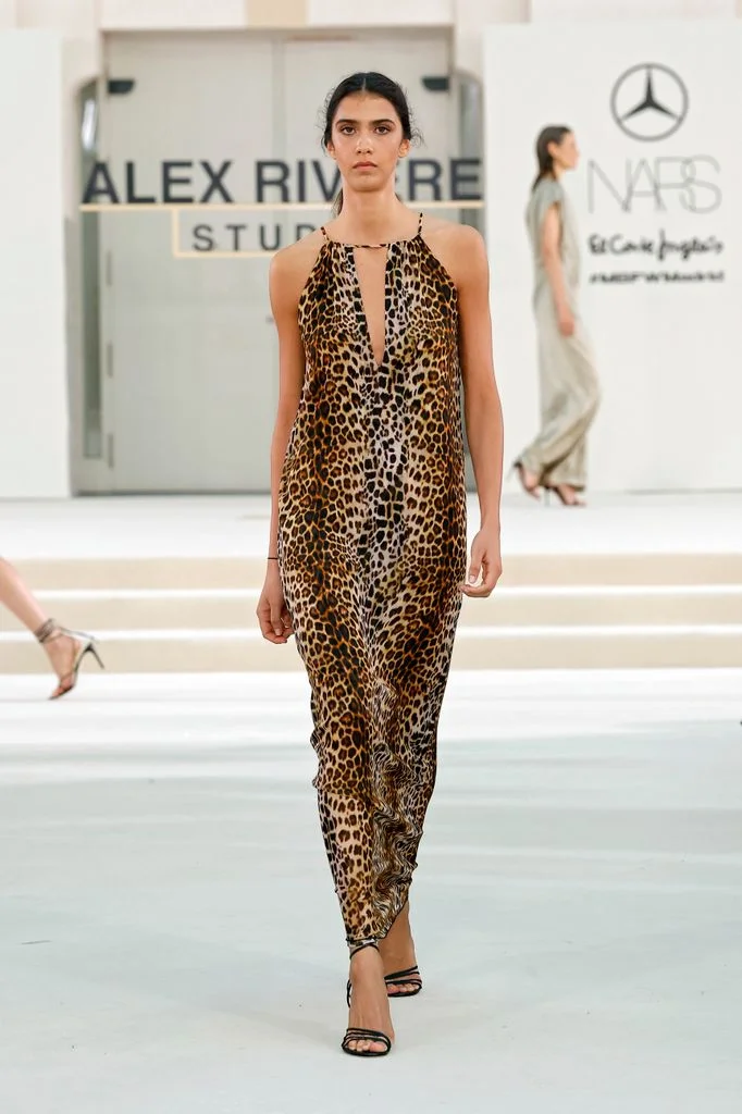 Alex Rivière Studio: Elegancia en la Colección Primavera/Verano 2027 desde MBFWMadrid 3 Alex Rivière Studio: Elegancia en la Colección Primavera/Verano 2027 desde MBFWMadrid 3