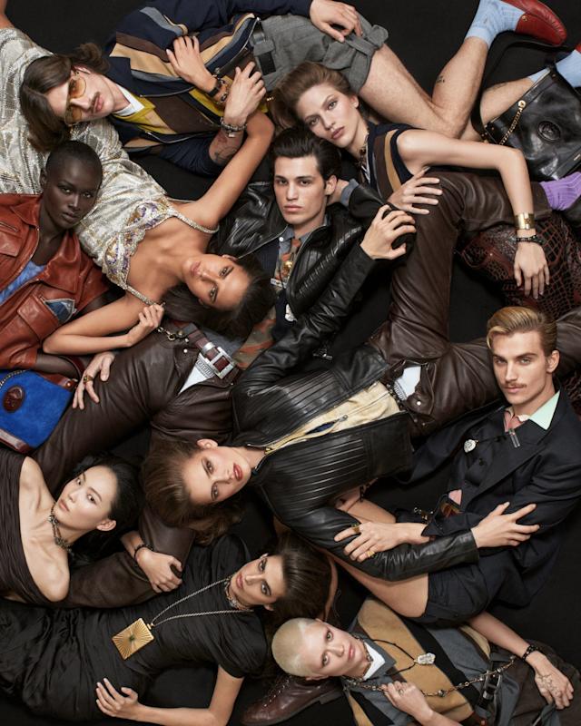 Prada SS26: Guerra total a la inteligencia artificial 4